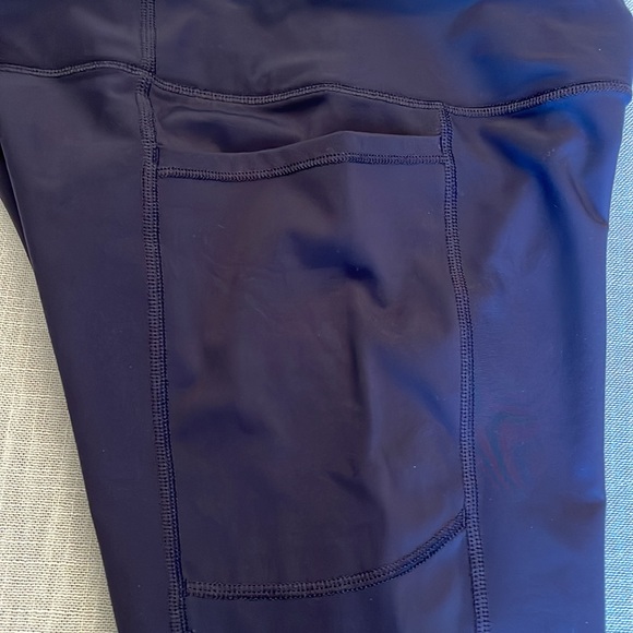 Victoria Sport Leggings - Picture 6 of 6